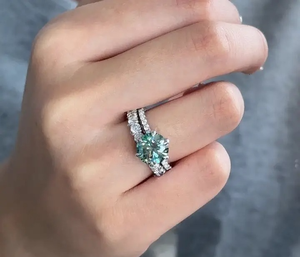 Elegant Design 925 <b>Silver</b> Green Moissanite <b>Solitaire</b> 3.0Ct Round Cut Engagement <b>Ring</b> with 2.5Ct Cut Classic Wedding Band. - Product Image 1