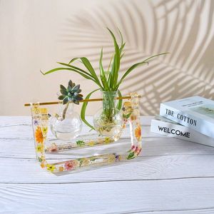 Decorative Resin Flower <b>Vase</b> With Unique Abstract Design For Home Office Hotel And Restaurant Interior Decoration - Product Image 2