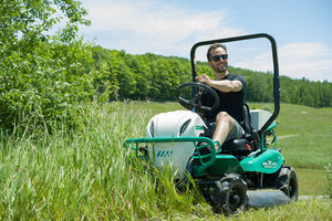 Cortadora de Césped Orec RM60W Rabbit con Tracción en las 4 Ruedas, Control Remoto, Desbrozadora Agrícola para Huertos, Serie de Unidades de Corte de Césped - Product Image 5