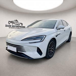 Sedán PHEV de Lujo Usado BYD Seal 07 DM-i 125KM 2025, Bajo Kilometraje 7,700 KM, 5 Asientos, Exportación desde China - Product Image 1