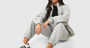 Ensemble de survêtement décontracté pour femmes, coupe ample, effet délavé à l'acide, sweat à capuche et pantalon de jogging, deux pièces, tenue décontractée, streetwear tendance pour femmes - Product Image 5