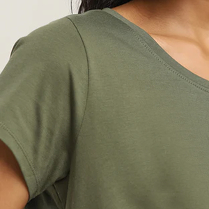 Camiseta Corta de Moda para Mujer, Color Verde Oliva, Cuello Redondo, Manga Corta, Logotipo Estampado, Corte Holgado Informal, 100% Algodón, para Primavera/Verano - Product Image 3