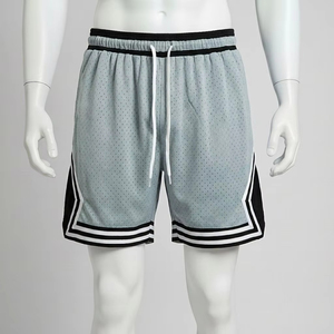 Proveedor de pantalones cortos de malla para baloncesto, ropa deportiva ligera de poliéster, ajuste personalizado para entrenamientos, partidos y ejercicios diarios - Product Image 3