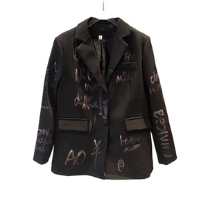 เสื้อเบลเซอร์โอเวอร์ไซส์ลายกราฟฟิตีสำหรับผู้ชาย สีดำขาว สไตล์สตรีทแวร์ลำลอง - Product Image 5