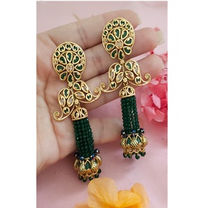 Exquisitos pendientes colgantes de moissanita chapados en oro de primera calidad para mujer, colección para fiestas y eventos nocturnos. - Product Image 1