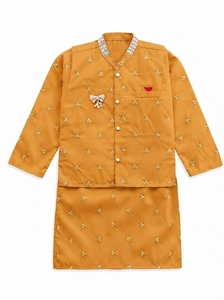 Conjunto de Blusa y Falda de Algodón Tejido de Manga Larga Blanca con Cierre de Botones para Uniforme de Camarera de Restaurante y Bar para Mujer - Product Image 5