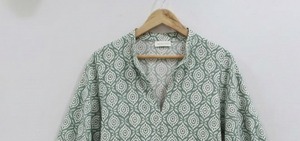 ชุดเดรสผ้าฝ้ายแท้ 100% พิมพ์ลายด้วยมือ ระบายอากาศได้ดี งานแฮนด์เมด สไตล์อินเดียลายดอกไม้ โบโฮ เอวธรรมชาติ ความยาวปานกลาง เหมาะสำหรับใส่ในฤดูร้อน - Product Image 4