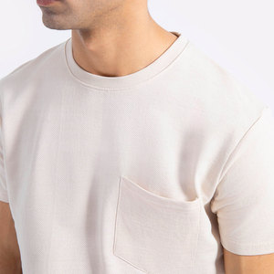 T-shirt en jersey de coton blanc pour homme, manches courtes, col rond, coupe classique, couleur unie, poche avant, tricoté - Product Image 3
