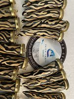 Pendentif Tusk en véritable corne de buffle, bijoux faits à la main écologiques pour la fête des mères et Noël, artisanat naturel d'Inde