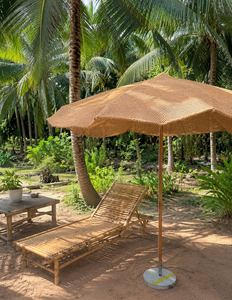 Parasol en fibre de coco naturelle pour espaces extérieurs tropicaux, complexes hôteliers, cafés et aménagements de jardins Eco2go Vietnam - Product Image 1