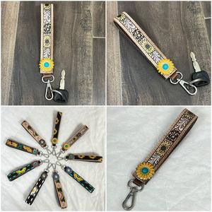 Porte-clés en cuir de vachette gravé à la main motif tournesol OEM ODM avec concho, style western, pour clés de voiture, cadeau - Product Image 3