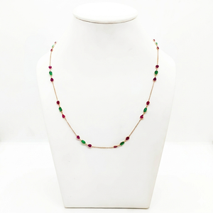 Collier en or jaune massif 18 carats avec rubis et émeraudes naturels, chaîne sertie de pierres précieuses rouges et vertes alternées - Product Image 1