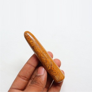 แท่งคริสตัลแจสเปอร์มารีอามธรรมชาติ ชักราลูเม่ สำหรับงานเขียนแบบอักษรวิจิตร ขัดเงา ใช้บำบัดรักษา นวดตัว รีกิ ทำสมาธิ และเสริมฮวงจุ้ย - Product Image 3