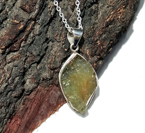 Colgante de Aguamarina Natural en Bruto, Plata de Ley 925, Hecho a Mano, Amuleto de Cristal Curativo, Collar para Mujer, Certificado - Product Image 6