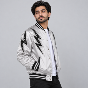 Chaqueta Varsity de Satén con Pedrería de Alta Calidad para Hombre, Chaqueta Bomber con Cristales y Puños Acanalados para un Estilo Casual - Product Image 4