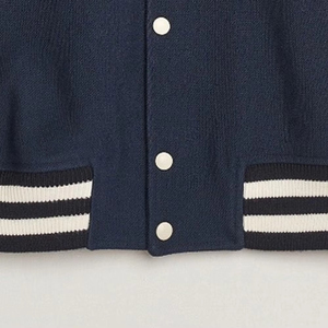 Blouson universitaire bleu marine pour homme avec lettres G brodées sur les manches, style décontracté, coupe régulière, col montant - Product Image 4