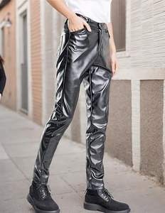 Pantalon cargo en cuir de vache véritable pour homme, avec empiècements matelassés, pantalon cargo en cuir à boutons pression pour homme - Product Image 1