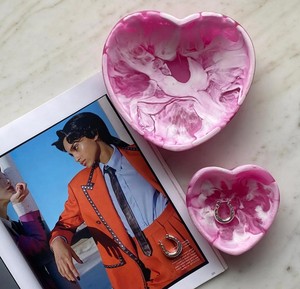 Elegant Resin Heart Dish Decorative Organizer for Rings Earrings Necklaces Keys Home <b>Table</b> Decoration and Accessories <b>Storage</b> - Product Image 4