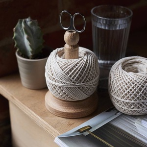 Soporte de hilo de madera giratorio para tejer y crochet, organizador de hilo para manualidades - Product Image 2