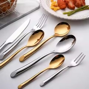 Collection de couverts haut de gamme en acier inoxydable, idéale pour une mise en scène de table et des événements prestigieux - Product Image 5