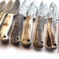 Couteaux de Bushcraft de qualité industrielle, couteau de chasse Skinner, personnalisable OEM, lame non interchangeable, acier Damas, corne de bélier
