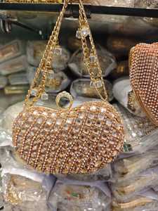 Sac à main tropical brodé à la main avec perles pour femmes - Product Image 5