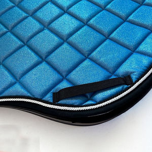 Preciosos almohadillados para silla de montar azules con purpurina - Estilo y comodidad, material transpirable de PP, forro de algodón, todos los colores y tamaños disponibles - Product Image 2