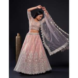 Lehenga Choli Tradicional China de Diseñador para Fiestas con Adornos de Dori y Lentejuelas - Product Image 5