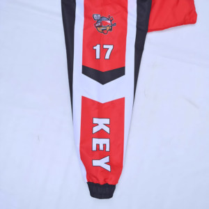 ชุดวอร์มกันลมสำหรับผู้ชาย ชุดเซ็ตเสื้อแจ็คเก็ตมีฮู้ดพิมพ์ลาย กางเกงขายาว ชุดกีฬา โลโก้สั่งทำได้ ชุดลำลองสำหรับกิจกรรมกลางแจ้ง - Product Image 2