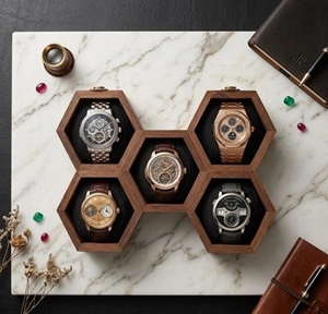 กล่องใส่นาฬิกาไม้โรสวูดอินเดียทำมือ 5 ช่อง ลายนูนบนโต๊ะ-Awesomecraft 5 Original Imahzg25azkdvr7w - Product Image 5