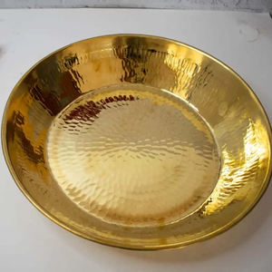 Thaal en métal traditionnel, assiette de service décorative martelée, Thali Pooja artisanal, vaisselle festive, décoration de la maison - Product Image 3