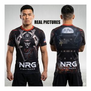 Camiseta de Protección Solar para Niños Samurai / Camisetas de Protección Solar Juveniles Sublimadas Personalizadas / Paneles de Malla con Costuras de 5 Agujas para Mayor Transpirabilidad - Product Image 1