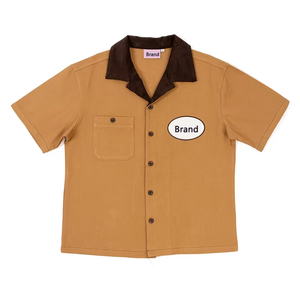 Camisa a cuadros vintage personalizada de cuello oversize con mangas cortas y botones, estilo casual para primavera, diseño gráfico, corte holgado. - Product Image 5