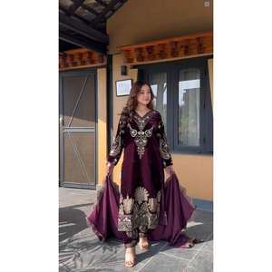 FANCY VISCOSA TERCIOPELO BORDADO SECUENCIA TRABAJO FONDO SUPERIOR CON VINO DUPATTA - Product Image 1