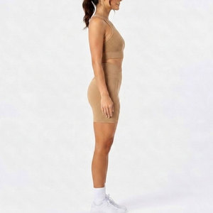 Ensemble de sport côtelé sans couture élégant pour femme – Tenue de fitness ajustée taille haute pour entraînement, course et exercice - Product Image 4