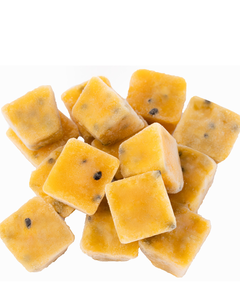 FRUTA DE LA PASIÓN CONGELADA NATURAL / ETIQUETA LIMPIA / ENVASADO AL VACÍO A GRANEL / LISTO PARA FÁBRICAS DE ZUMOS Y MEZCLAS DE COCTELES / OEM / MARCA PRIVADA - Product Image 1