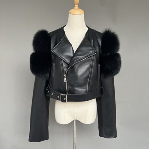Chaqueta de Moto de Cuero Sintético para Mujer Aussie Edge, Estilo Biker con Cierre Frontal, Manga Larga, Corte Regular, Resistente al Viento y Ecológica - Product Image 4
