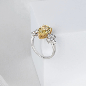 Anillo de Compromiso con Diamante Amarillo Canario en Forma de Pera de 3 Quilates, Anillo de Diamante Cultivado en Laboratorio de Oro de 14K, Anillo de Promesa Nupcial Amarillo Elegante para Mujer - Product Image 6