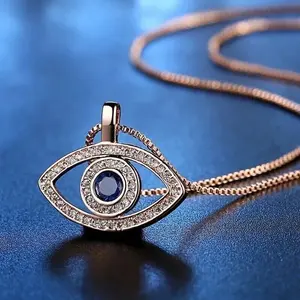 Collier pendentif Tishya Diamond Moissanite Evil Eye en argent sterling 925 plaqué or rose, pierre centrale bleue taille brillant, 3,50 g - Product Image 4