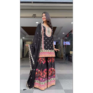 Ensemble de soirée blanc pour femme Karma Fashion Designer avec un magnifique haut Plazzo et un dupatta, taille S - Product Image 1