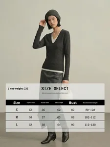 Pull en laine 100% à col en V, manches longues, tricoté, coupe ajustée, couleur unie, style minimaliste normcore pour homme - Product Image 5