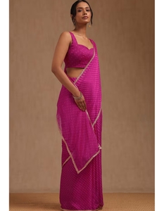 Saree KV in Georgette Rosa <span class=keywords><strong>Fucsia</strong></span> con Stampa Leheriya e Blusa Non Cucita - Product Image 1