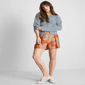Shorts tendance pour femmes, imprimé floral orange, taille élastique, tissu confortable, séchage rapide, shorts décontractés pour femmes - Product Image 6