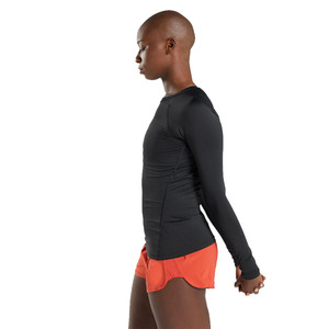 Haut de compression athlétique respirant à séchage rapide pour femme, personnalisable avec logo, manches longues, col rond, pour la course, l'entraînement et le yoga - Product Image 5