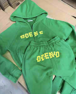 Conjunto de Pantalones Anchos y Camisetas con Logotipo Personalizado al por Mayor, Trajes Deportivos Cortos Casuales de Verano para Mujer - Product Image 4