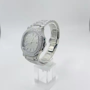 Reloj de cuarzo con moissanita estilo Midnight Beam Trend para hombre, con esfera limpia y un atractivo elegante. - Product Image 1