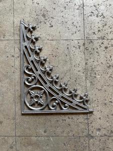Ornate Swirl Aluminum <b>Corbel</b> Cast Iron Fence Corner Guard Luxury Villa Porch Roof Eaves Decorative Support Accent - Product Image 4