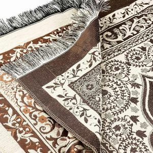 เสื่อละหมาดพิมพ์ลายดิจิตอลกันลื่นสั่งทำพิเศษจากโรงงานเจนามาซ สำหรับการละหมาดของชาวมุสลิม คุณภาพหรูหรา ขายส่ง เหมาะสำหรับการเดินทาง - Product Image 2