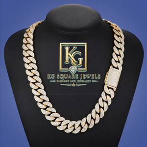 Collar de Cadena con Eslabones de Plata de Ley 925 Chapado en Oro con Incrustaciones de Moissanita para Hombre, KG Square Jewels - Product Image 3
