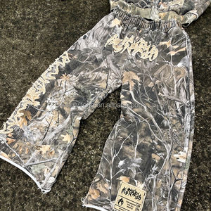 Fabricante de chándales de tejido técnico para hombre, conjunto personalizado de pantalones deportivos y sudadera con capucha de 500 g/m², bordado de camuflaje de alta calidad. - Product Image 4